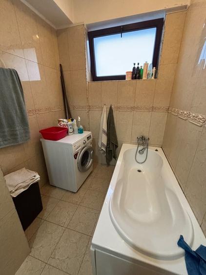 Apartament cu 2 camere decomandat în Ferentari