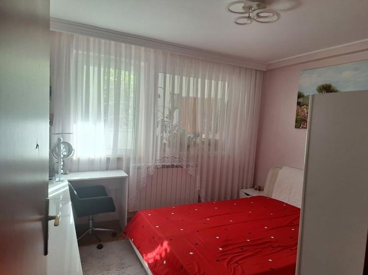 Apartament cu 2 camere semidecomandat, mobilat în Gara