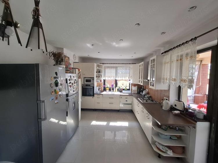 Casă cu 1 camere cu Teren 420 Mp în Central