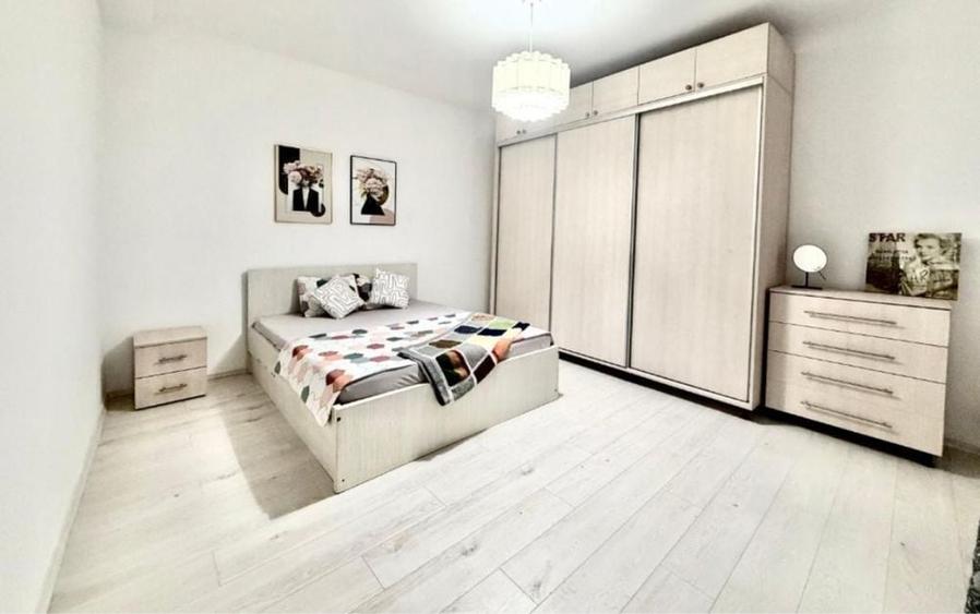 Apartament cu 2 camere semidecomandat în Lipovei