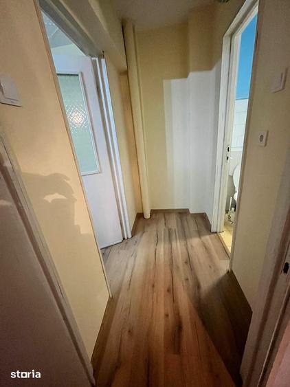Apartament cu 2 camere semidecomandat în Drăgășani