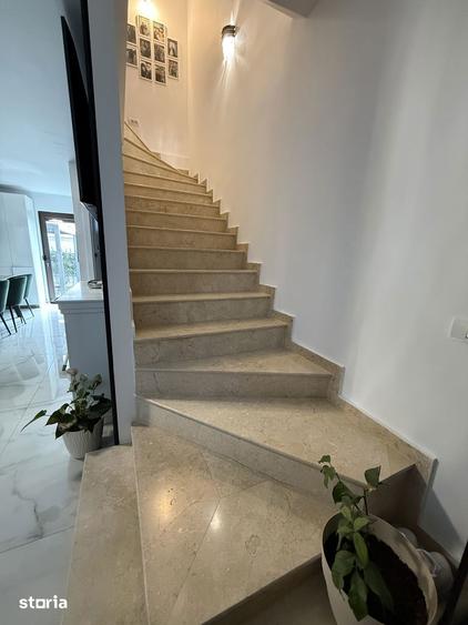 Casă cu 4 camere cu Teren 120 Mp în Central