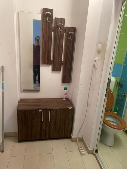 Garsonieră semidecomandată în Zăbrani