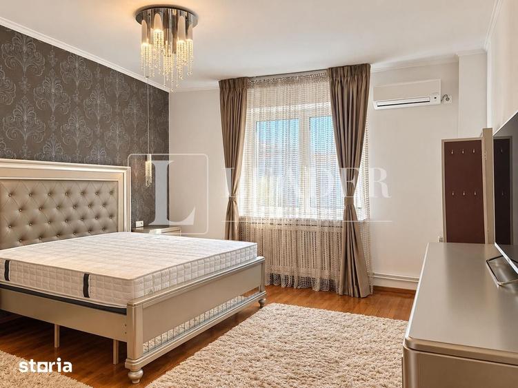 Apartament cu 4 camere, mobilat în Tei