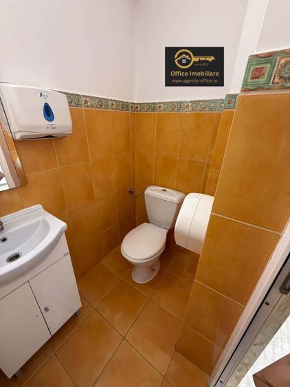 Spațiu comercial, de 65 mp, în Central