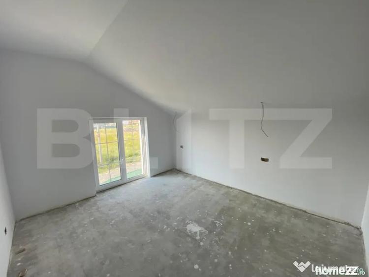 Casă cu 5 camere cu Teren 253 Mp în Moșnița Veche