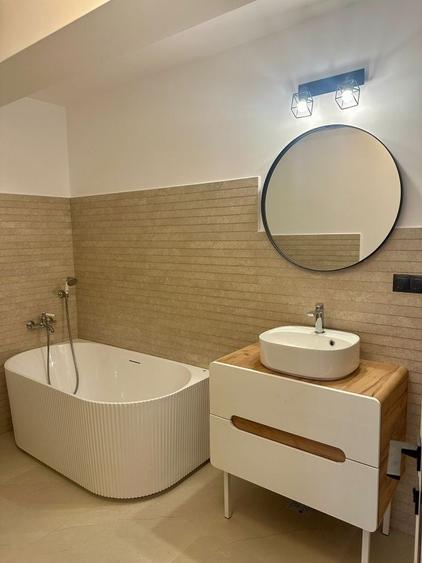 Apartament cu 2 camere decomandat în Ultracentral