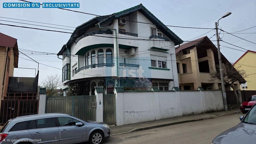 Casă cu 8 camere cu Canalizare în Central