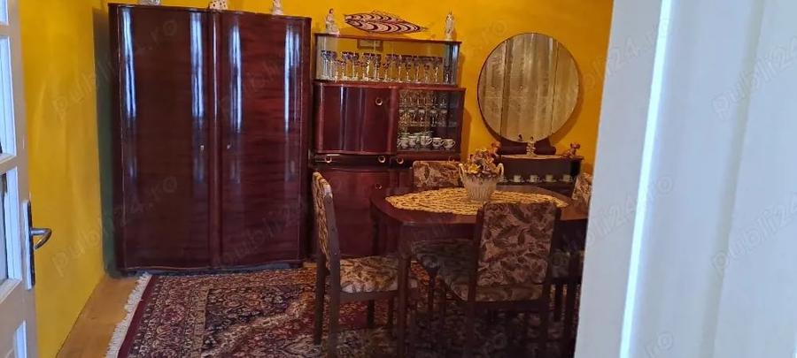 Casă cu Teren 700 Mp în Teiu