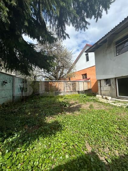 Casă individuală cu 2 camere cu Canalizare în Central