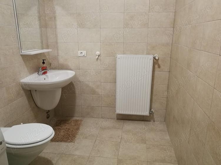 Apartament cu 2 camere semidecomandat în Soarelui