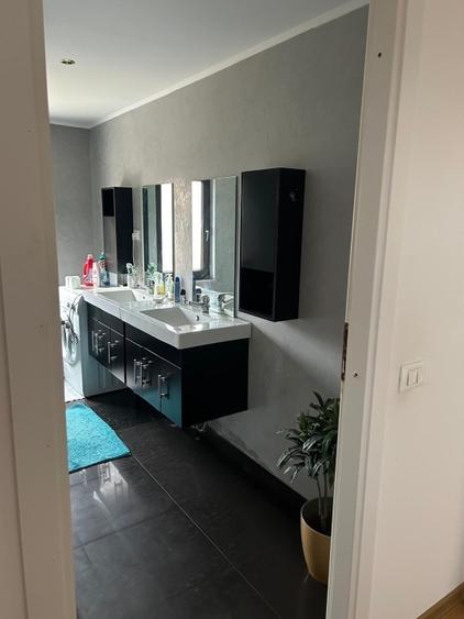 Apartament cu 2 camere decomandat, mobilat în Ultracentral