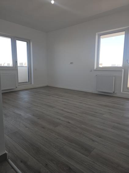 Apartament cu 3 camere în Militari