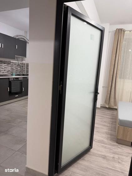 Garsoniera mare renovata totul nou. - 3