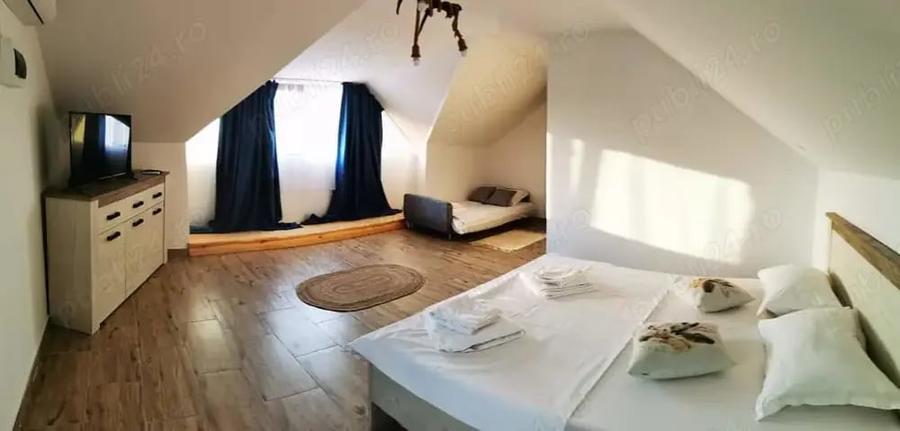 Casă cu 8 camere cu Teren 500 Mp în Sfântu Gheorghe