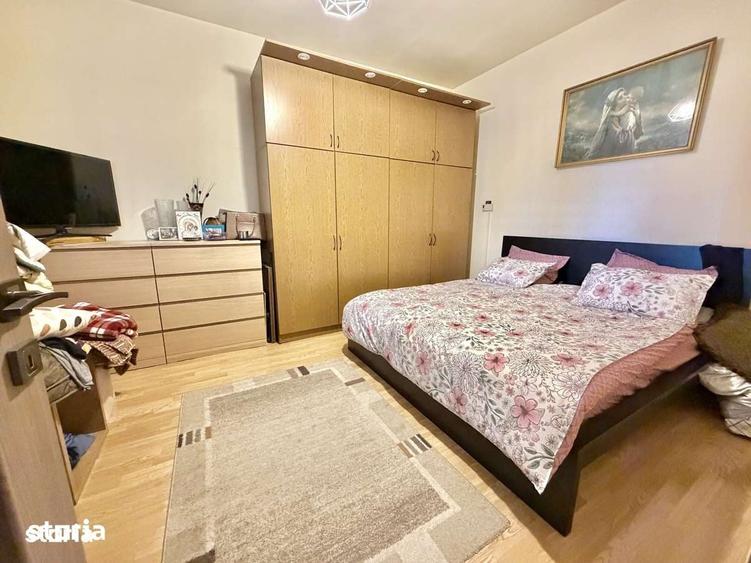 Casă cu 4 camere decomandat cu Teren 550 Mp în Cornișa