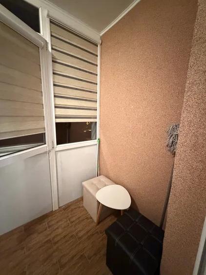 Apartament cu 3 camere decomandat în Drumul Taberei