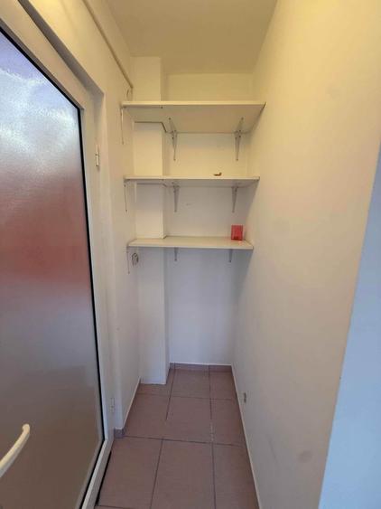 Apartament cu 3 camere semidecomandat în Hipodrom