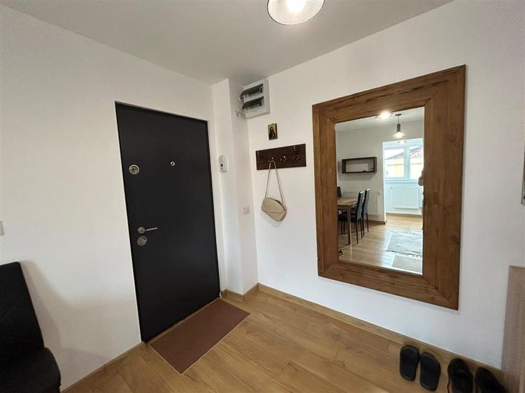 Apartament cu 2 camere decomandat, mobilat în Burdujeni