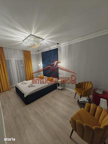 Casă cu 8 camere decomandat cu Teren 386 Mp în Turnișor