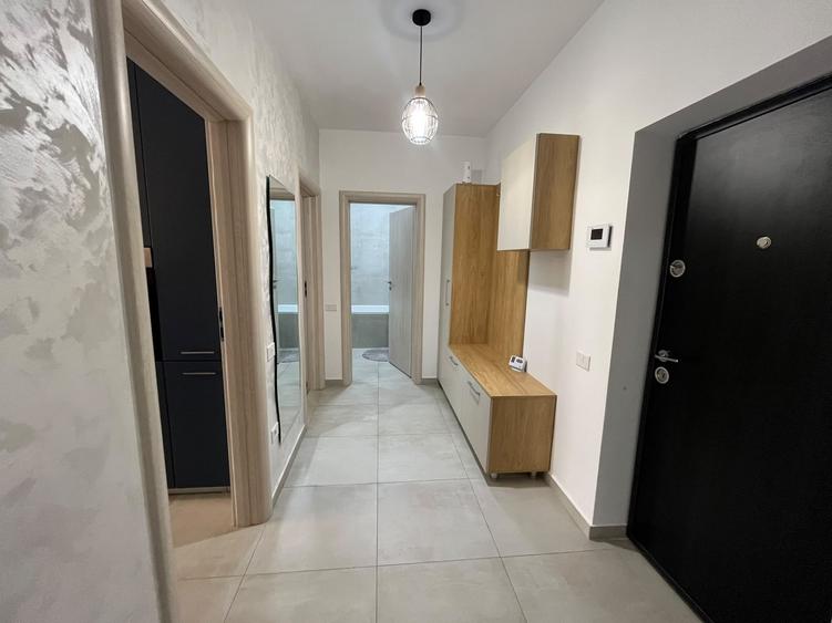 Apartament cu 2 camere decomandat, mobilat în Berceni