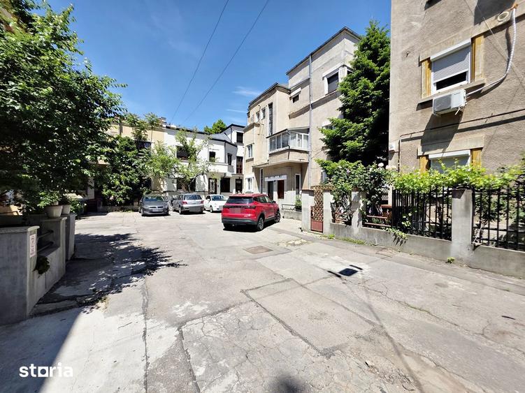 Apartament cu 3 camere decomandat în Floreasca