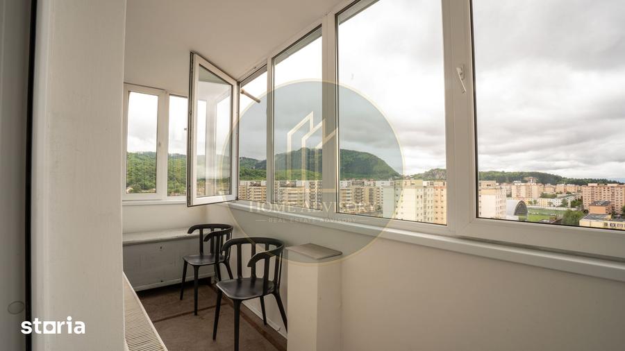 Apartament cu 3 camere decomandat în Dârste