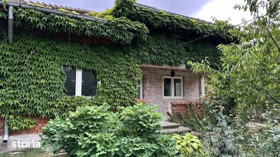 Casă cu 4 camere cu Teren 117 Mp în Ciolpani