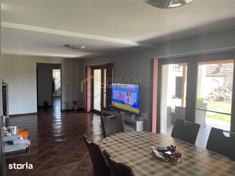 RONAT - Casa Individuala - 6 cam - 3 bai - Piscina - Terasa - Garaj 56