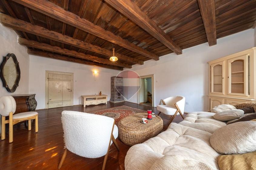 Casă individuală cu 3 camere cu Teren 1646 Mp în Bicfalău