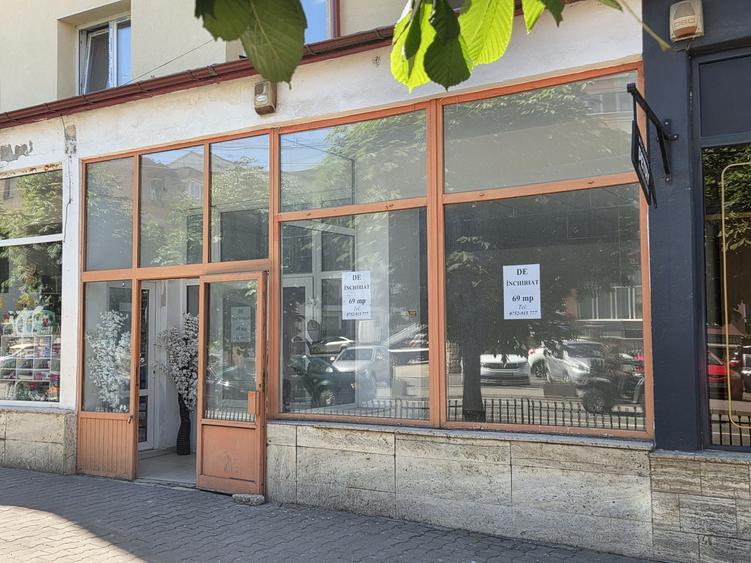 Spațiu comercial, de 69 mp, în Central