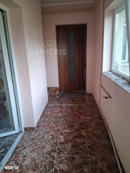 Casă cu 4 camere cu Teren 621 Mp în Brătianu