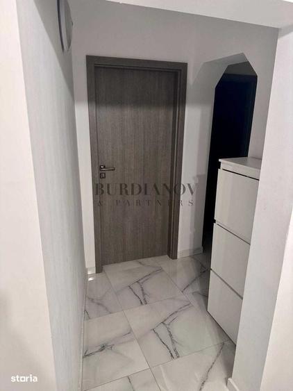 Apartament cu 2 camere decomandat în Olteniței