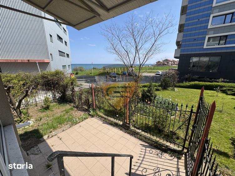 Apartament cu 3 camere decomandat, mobilat în Delfinariu
