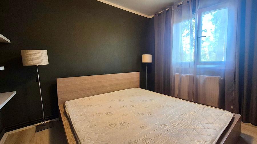 Apartament cu 2 camere semidecomandat în Centrul Civic