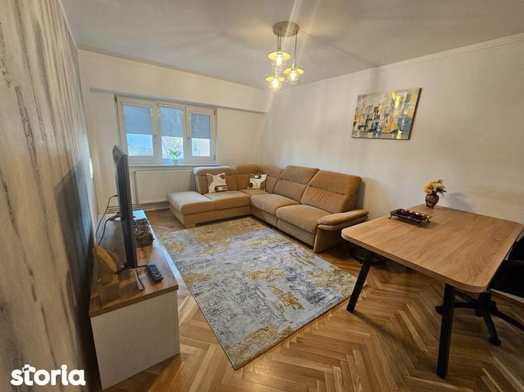 Apartament cu 3 camere în Ultracentral