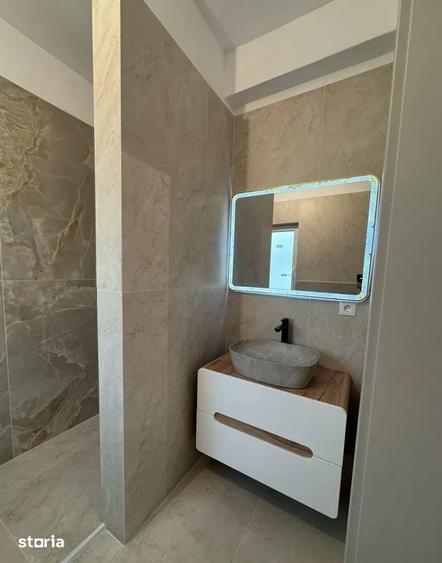 Casă cu 4 camere cu Teren 250 Mp în Chinteni