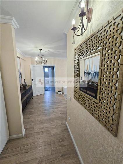 Apartament cu 2 camere semidecomandat, mobilat în Pipera