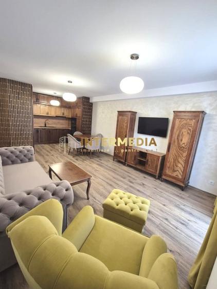 Apartament cu 2 camere decomandat, mobilat în Cetate