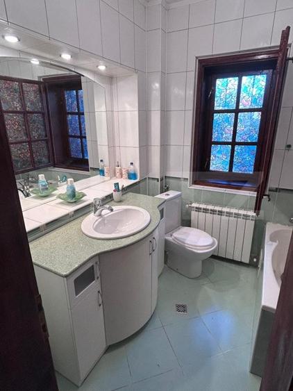 Casă individuală cu 5 camere cu Canalizare în Cășeiu