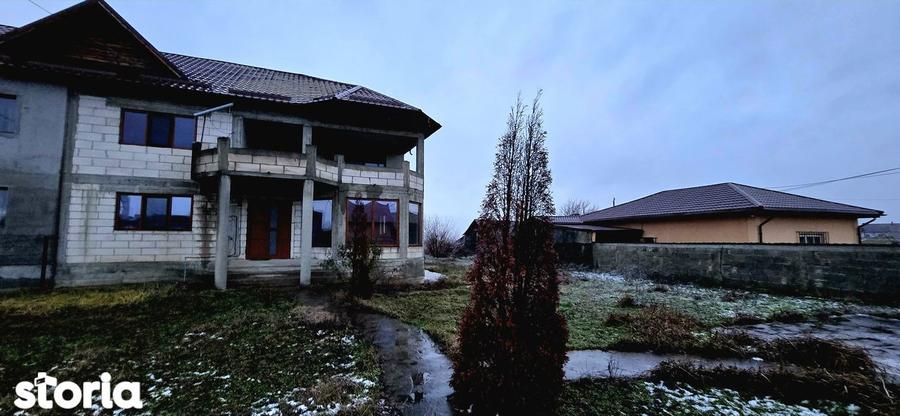 Vanzare proprietate- casa si teren Persinari Dambovi?a - 11