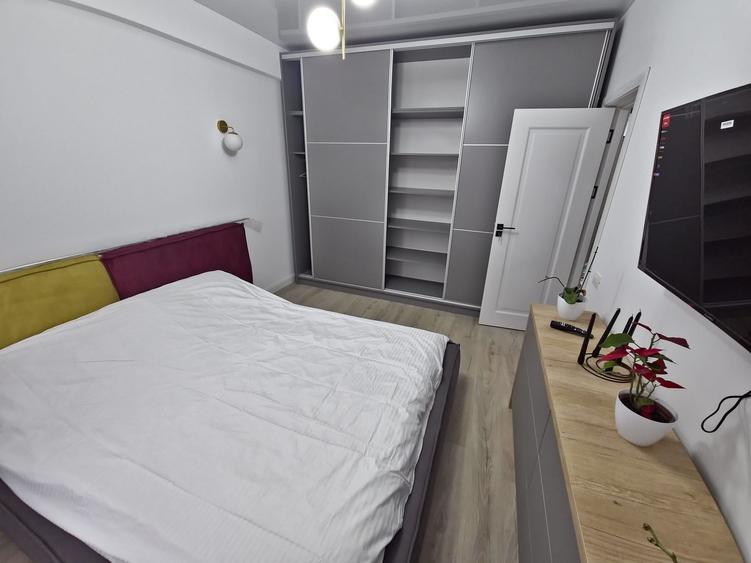 Apartament cu 2 camere semidecomandat, mobilat în Exterior Nord
