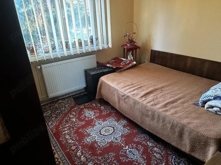 Apartament cu 4 camere decomandat în Găvana