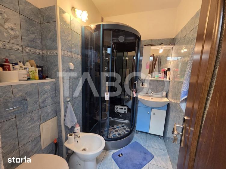 Apartament 2 camere semidecomandat zona Vasile Alecsandri etaj 3 - 7