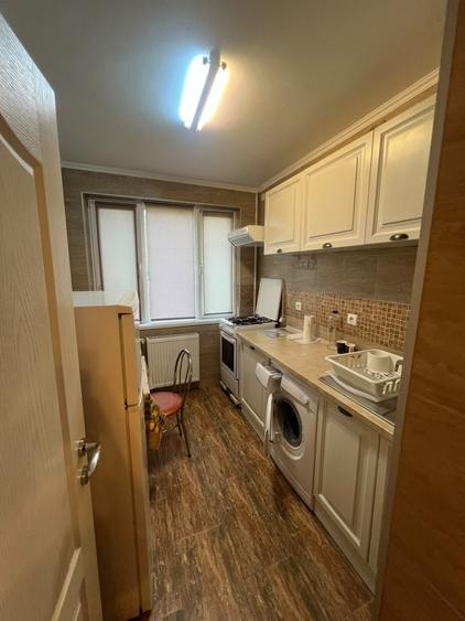 Apartament cu 2 camere decomandat, mobilat în Baba Novac