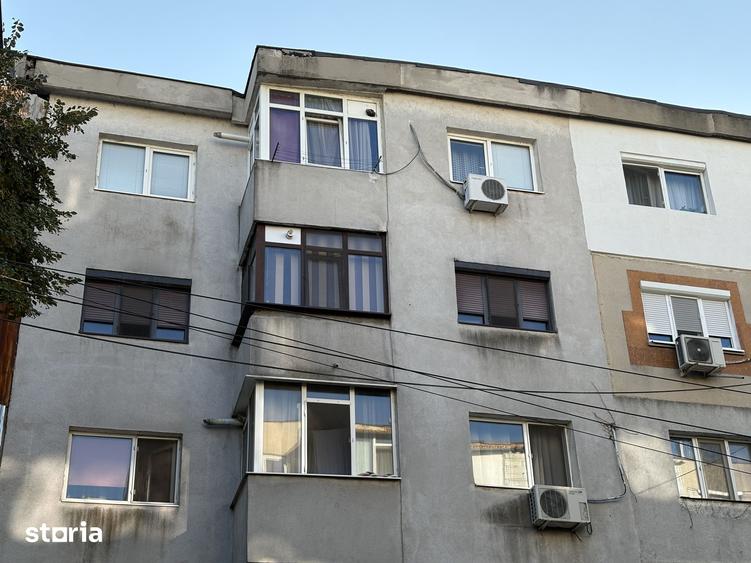 Apartament cu 2 camere decomandat în Exterior Vest