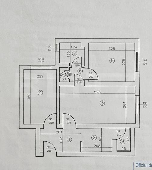 Apartament cu 3 camere nedecomandat, mobilat în Podu Roș