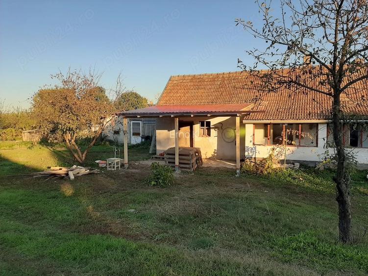 Teren 2.000 mp cu casa ?i toate utilita?ile Biharkeresztes, aproape de Oradea