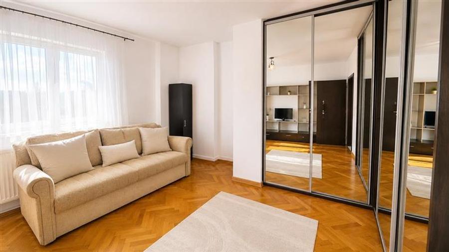 2 camere cu caracter, regim vila, echipate, panorama montana, istorie, Central, - 10