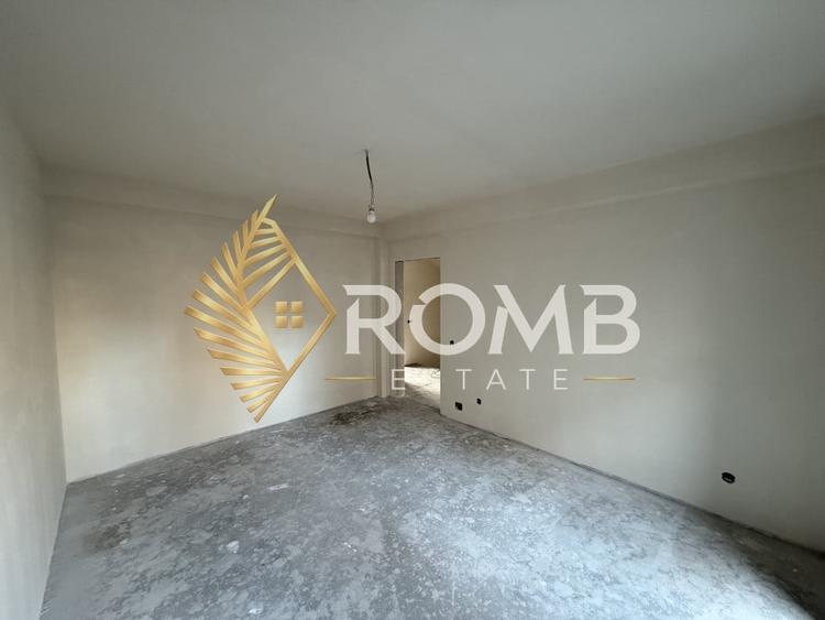 Apartament cu 5 camere semidecomandat în Mănăștur